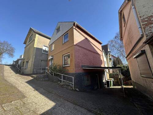 Ansicht - 3 Zimmer Einfamilienhaus zum Kaufen in Hamburg / Finkenwerder