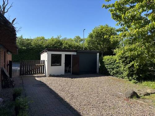 Garage - 