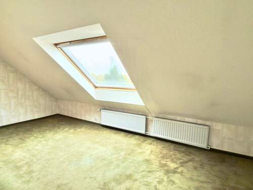 Raum im DG - 