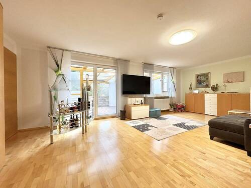 Wohnzimmer - 4 Zimmer Doppelhaushälfte zum Kaufen in Gaimersheim