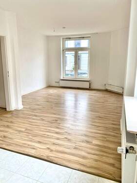 Erdgeschoss - Mehrfamilienhaus, Wohnhaus zum Kaufen in Lübeck