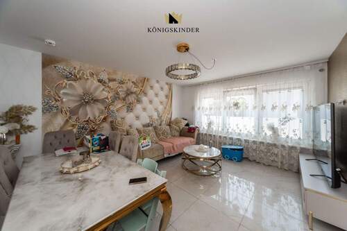 EG Wohn- & Esszimmer - 7 Zimmer Mehrfamilienhaus, Wohnhaus in Kirchheim am Neckar