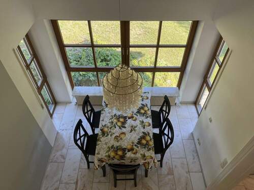 Blick von Galerie/Esszimmer - 