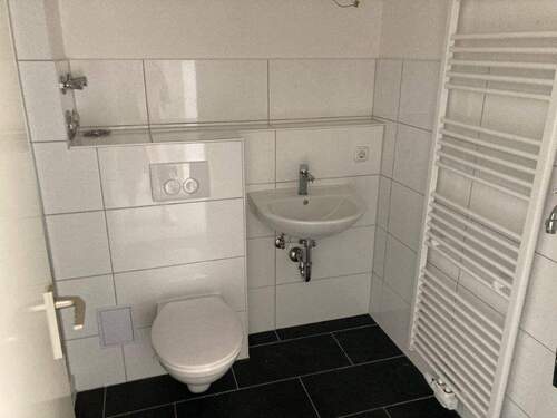 Duschbad - Etagenwohnung mit 45,30 m&sup2; in Kiel zur Miete