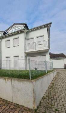 Bild 2 - Doppelhaushälfte mit 204,00 m² in Mackenbach zur Miete
