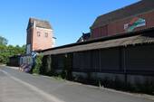 Hoffläche vorn - Halle in Witzenhausen
