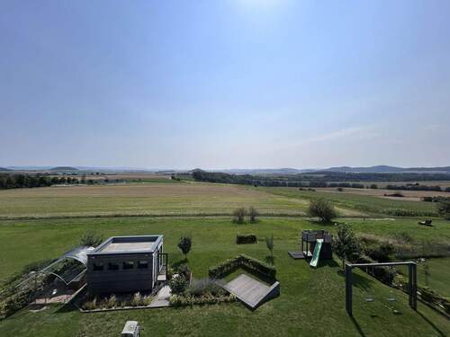Ausblick vom Kinderzimmer - Mehrfamilienhaus, Wohnhaus mit 211,90 m² in Niedenstein zum Kaufen