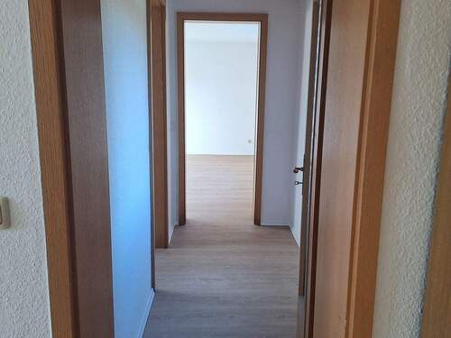 Flur OG - 6 Zimmer Einfamilienhaus zum Kaufen in Wünschendorf/Elster