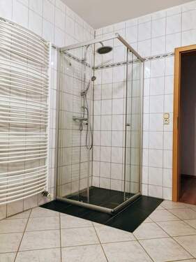 Dusche EG - 
