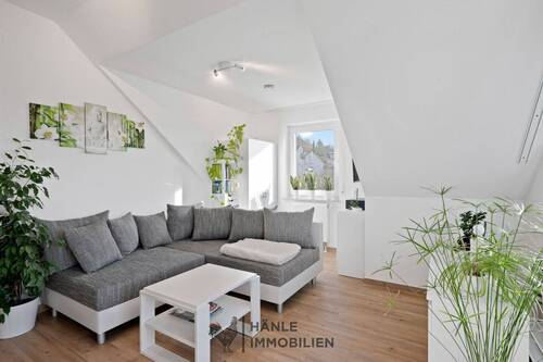 Wohnzimmer - Moderne 2-Zimmer Wohnung inkl. PKW-Stellplatz zu verkaufen!