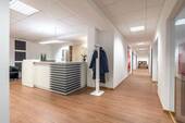 Eingangsbereich.jpg - 7 Zimmer Büro zum Kaufen in Augsburg