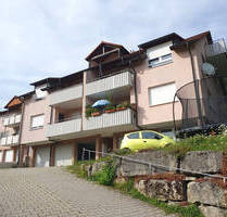 3-Zimmer-Wohnung mit Balkon und Stellplatz am Stadtrand zu verkaufen! - Creglingen