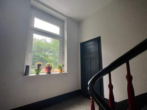 Abstellkammer in der halben Treppe.jpg - 