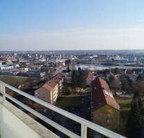 Tolle Panoramawohnung, ruhige Lage, saniertes MFH, Balkon - Schwabach Eichwasen