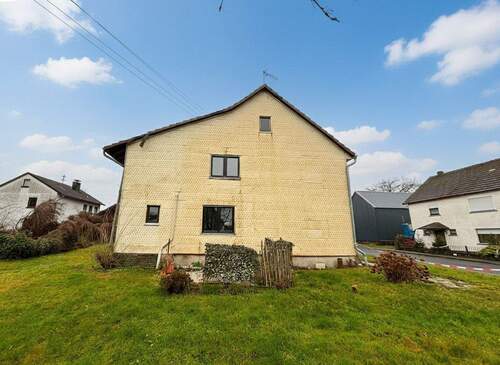 Seitenansicht - 7 Zimmer Einfamilienhaus zum Kaufen in Hamm VG