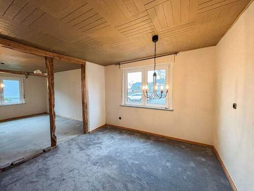 Wohn-/Esszimmer EG - 