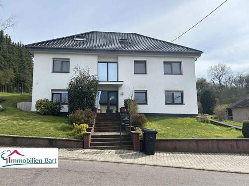Straßenansicht - 