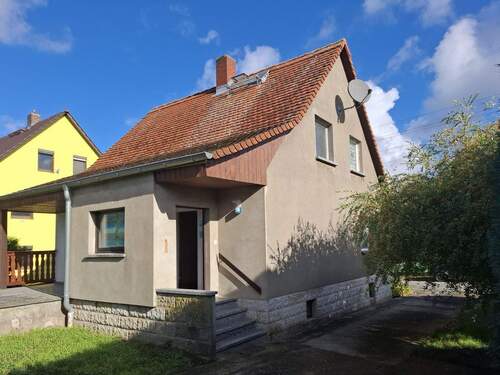 Hinteransicht - 5 Zimmer Einfamilienhaus zum Kaufen in Riesa