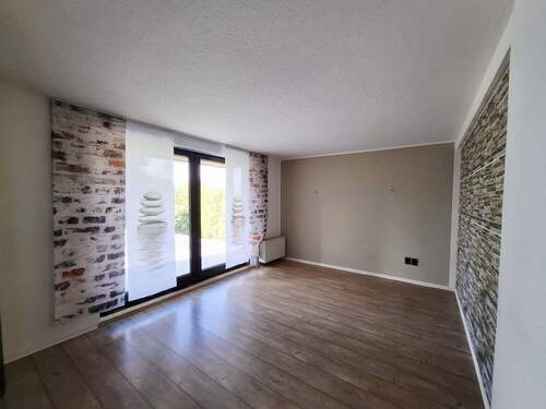 EG Wohnzimmer - 5 Zimmer Einfamilienhaus in Riesa