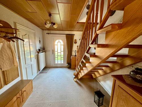 Flur Erdgeschoss - 4 Zimmer Einfamilienhaus zum Kaufen in Averlak