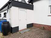 Zugang vom Garten zur Garage - 