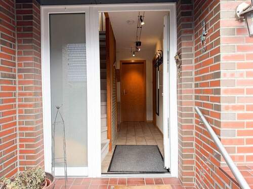 Eingang - 5 Zimmer Einfamilienhaus in Quickborn