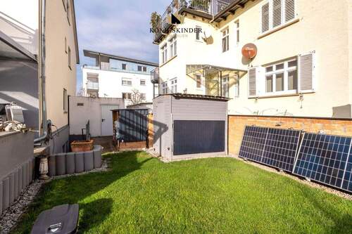 Geräteschuppen – praktische Nutzung mit PV-Anlage - 
