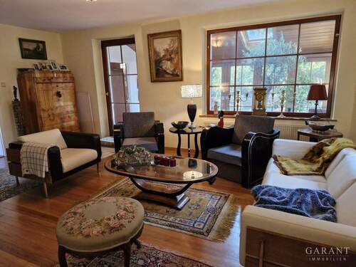 Wohnzimmer - 6 Zimmer Einfamilienhaus zum Kaufen in Geislingen an der Steige