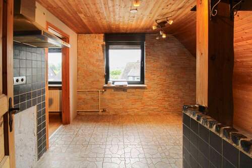 Küche - 3 Zimmer Etagenwohnung zum Kaufen in Duisburg