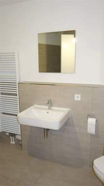 Modernes Wannenbad - 