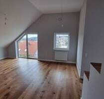 Erstbezug 3,5-Zimmer Dachgeschosswohnung mit wunderschöner Aussicht - Schlüchtern