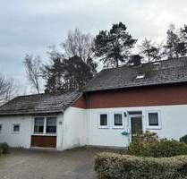 Bezugsfreie Doppelhaushälfte mit Potenzial im Oldenburger Stadtsüden