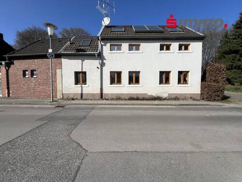 Titelbild - 4 Zimmer Einfamilienhaus zum Kaufen in Eschweiler