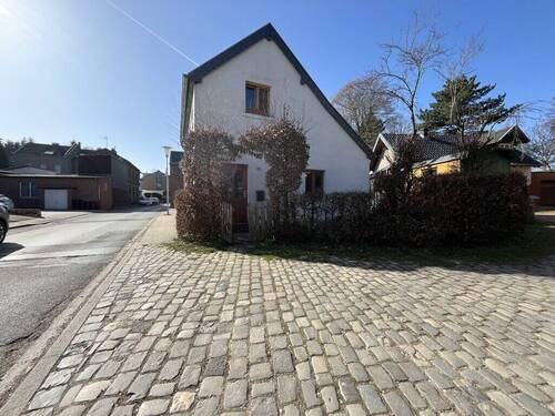 Seitenansicht - 4 Zimmer Einfamilienhaus in Eschweiler