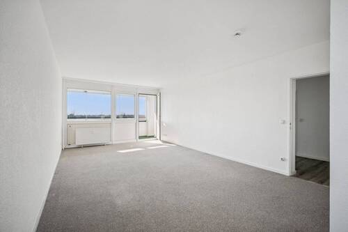 Wohnzimmer - 2 Zimmer Etagenwohnung zum Kaufen in Berlin