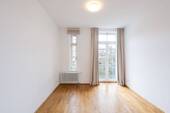 Schlafzimmer 1 - 3 Zimmer Etagenwohnung zum Kaufen in München