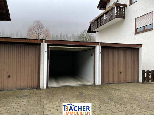 Garage - 