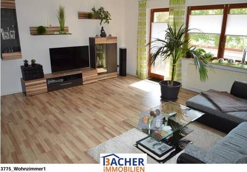 Wohnzimmer - 4 Zimmer Etagenwohnung zur Miete in Immendingen