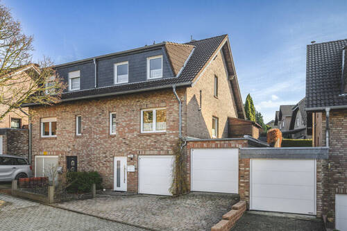 Frontansicht - 4 Zimmer Einfamilienhaus zum Kaufen in Langerwehe