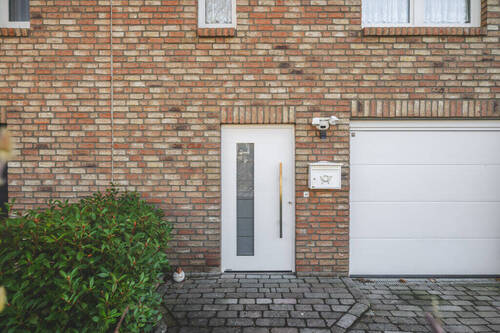 Hauseingang - Einfamilienhaus mit 106,00 m&sup2; in Langerwehe zum Kaufen