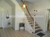 Treppenhaus - 9 Zimmer Einfamilienhaus zur Miete in Delligsen / Hohenbüchen