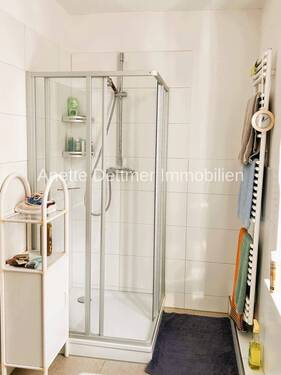 Bad im OG mit Dusche - 
