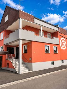 3E4383F3 03C2 4548 AF8F C624CB - Großes Einfamilienhaus in Kleinostheim - Wohntraum auf 3 Etagen
