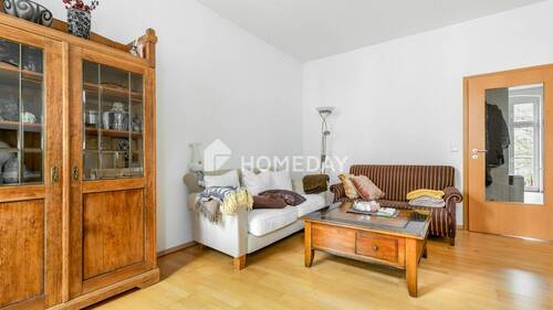 Wohnzimmer 2 - 2 Zimmer Etagenwohnung zum Kaufen in Potsdam