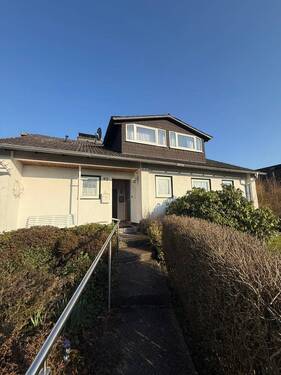 Bild 1 - Charmantes Einfamilienhaus im Bungalowstil in Immenhausen Holzhausen