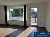 Wohnzimmer - 4-Zimmer-Wohnung in Weyhe-Melchiorshausen