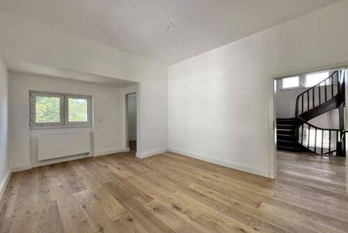 Zimmer - Einfamilienhaus in Frankfurt am Main zum Kaufen