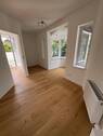 Schlafzimmer 2 - Provisionsfrei: Sanierte 2-Zimmer-Wohnung mit riesiger Terrasse