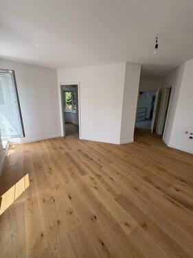 Wohnbereich - 2 Zimmer Etagenwohnung in Berlin