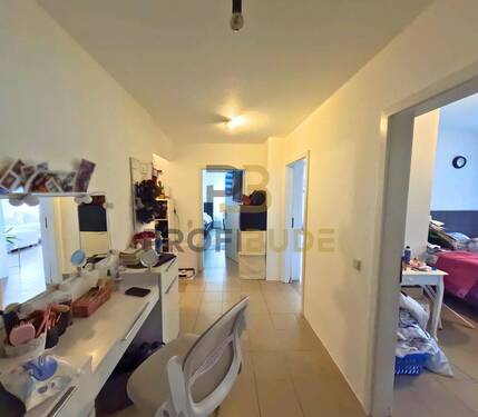 Flur_1_2 - 